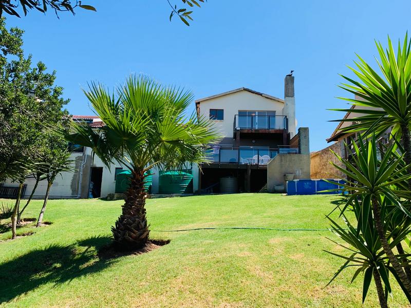 5 Bedroom Property for Sale in Noorsekloof Eastern Cape